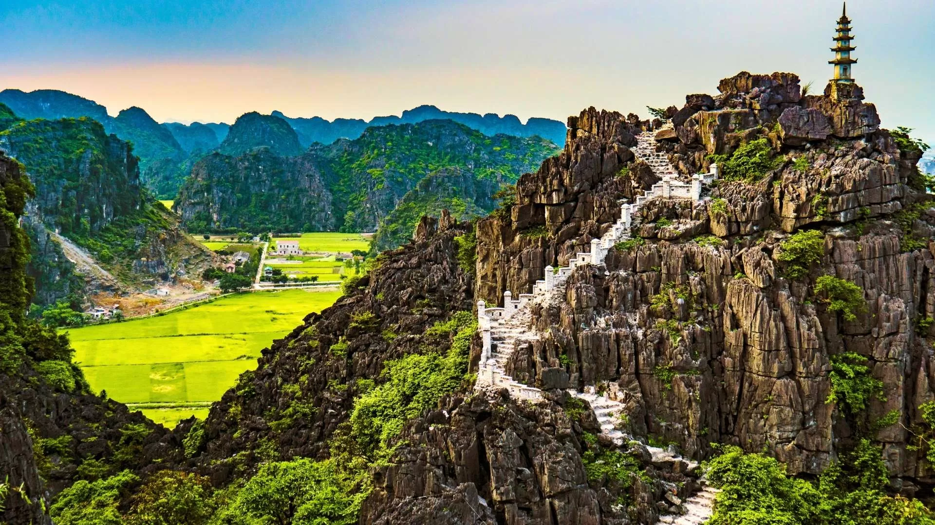 The Smile Of Vietnam